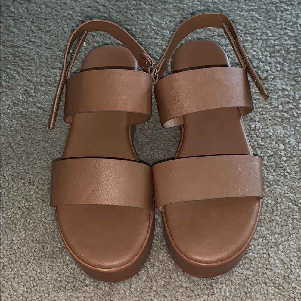 Tan platform sandal